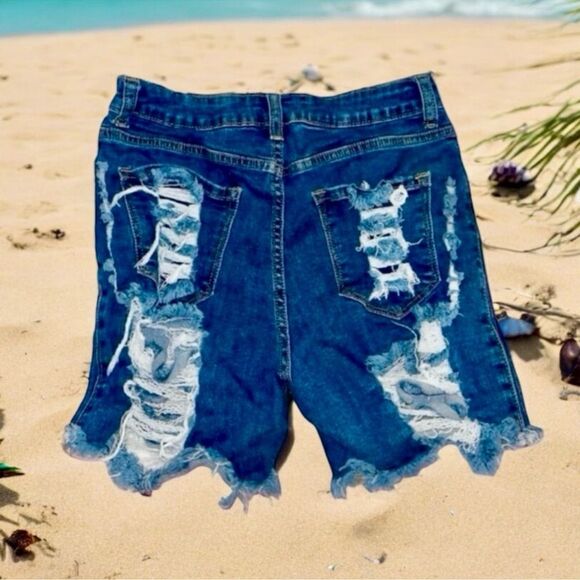 Fashion Nova Shorts Ripped Frayed Denim Baddies Streetwear Edgy Juniors 11 30” - Picture 3 of 16